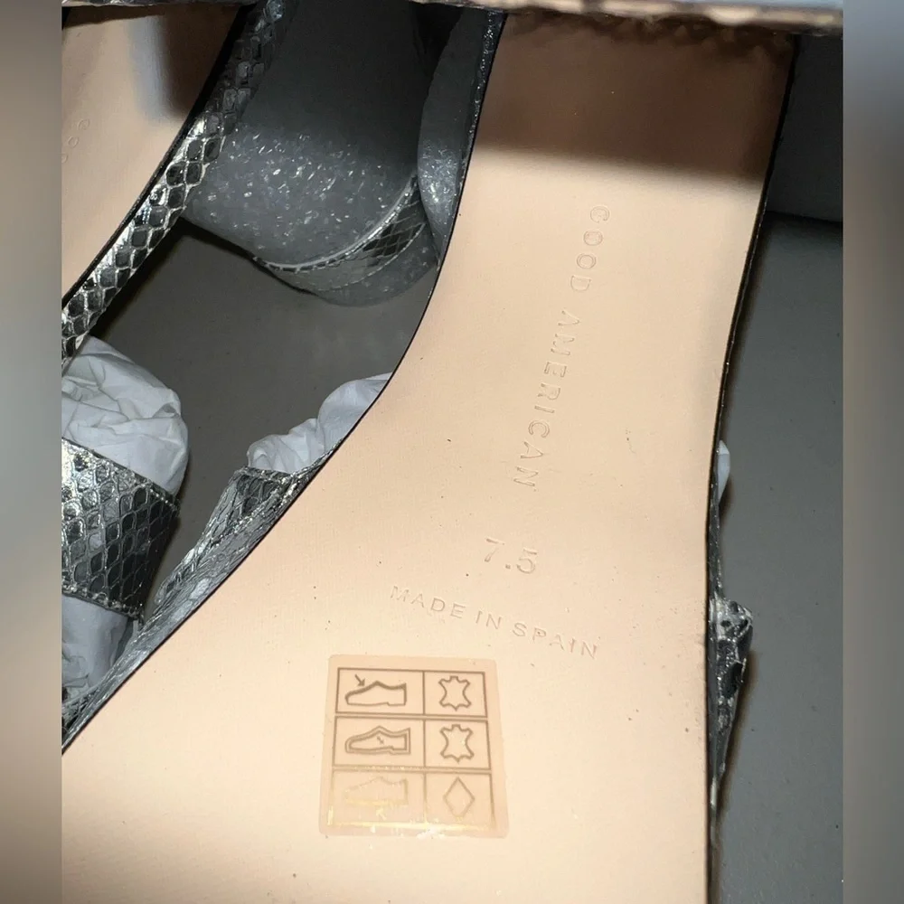 🪩 NIB! Good American Silver Platform Sandals
